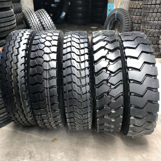 1000r20 steel wire tires for dump trucks, trucks and mixer trucks, with deepened tread patterns, heavy-duty 1000R20